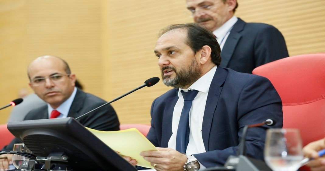 Presidente Laerte Gomes propõe criação de programa para acolher idosos enquanto familiares trabalham