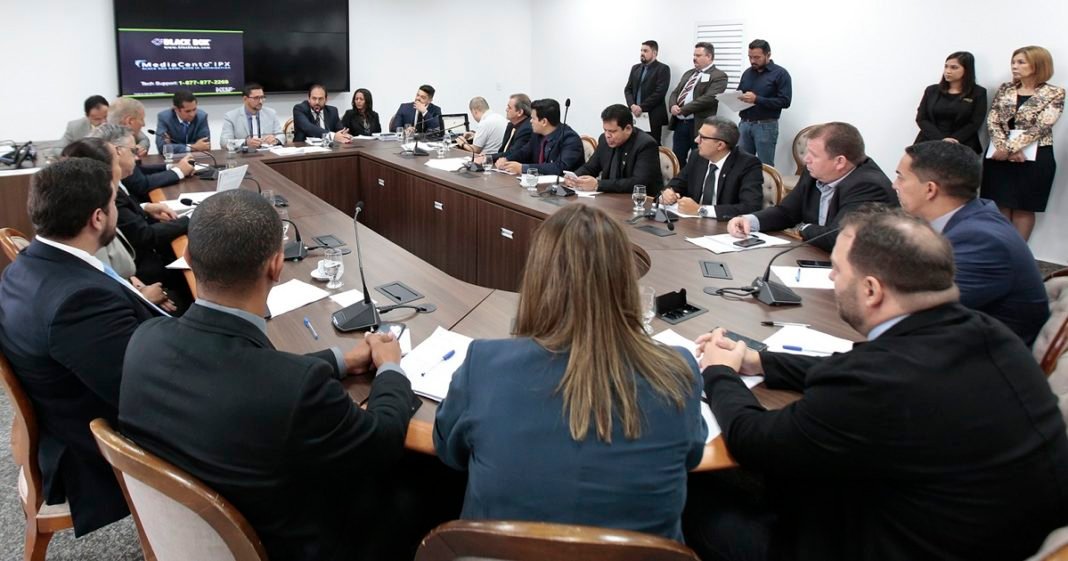 Secretários estaduais mostram números, mas negociações para acordo com a Sejus não avançam