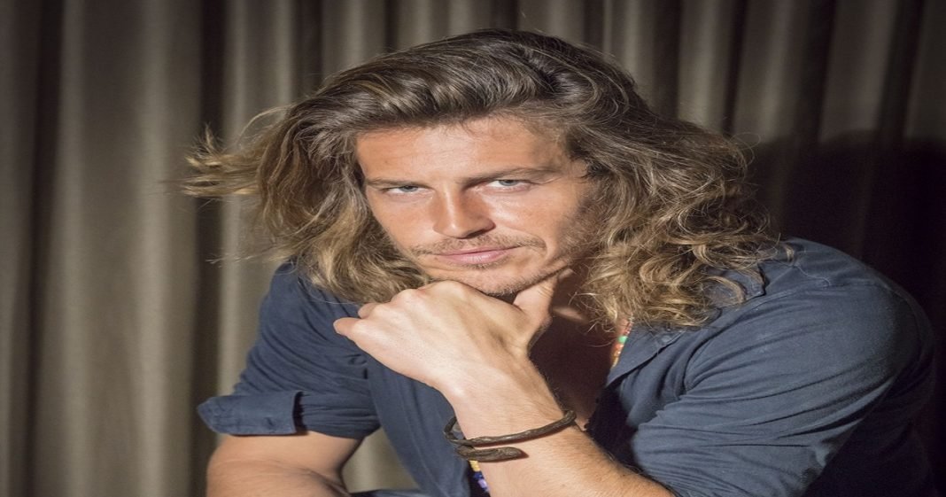 Alberto Mezzetti entra hoje no BBB19, não descarta edredom e avisa: ‘Durmo pensando em mulheres’