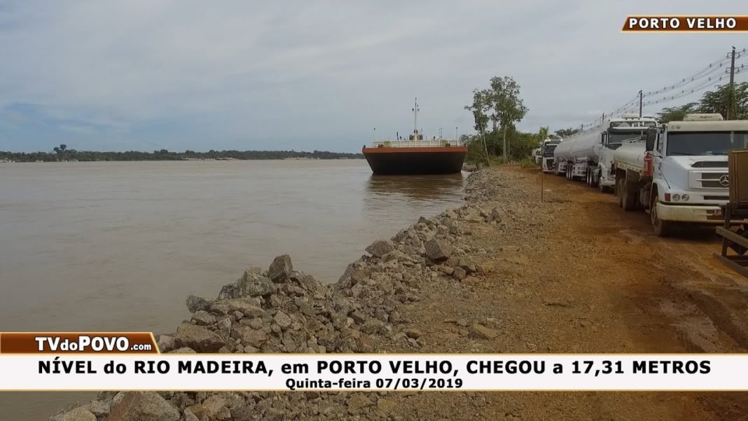 Parte 01: Estrada do Belmont, faltam poucos centímetros para o Rio Madeira invadir a pista