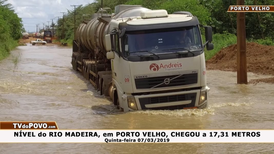 Parte 02: Rio Madeira com 17.31 e Estrada do Belmont já conta com pontos de alagação.