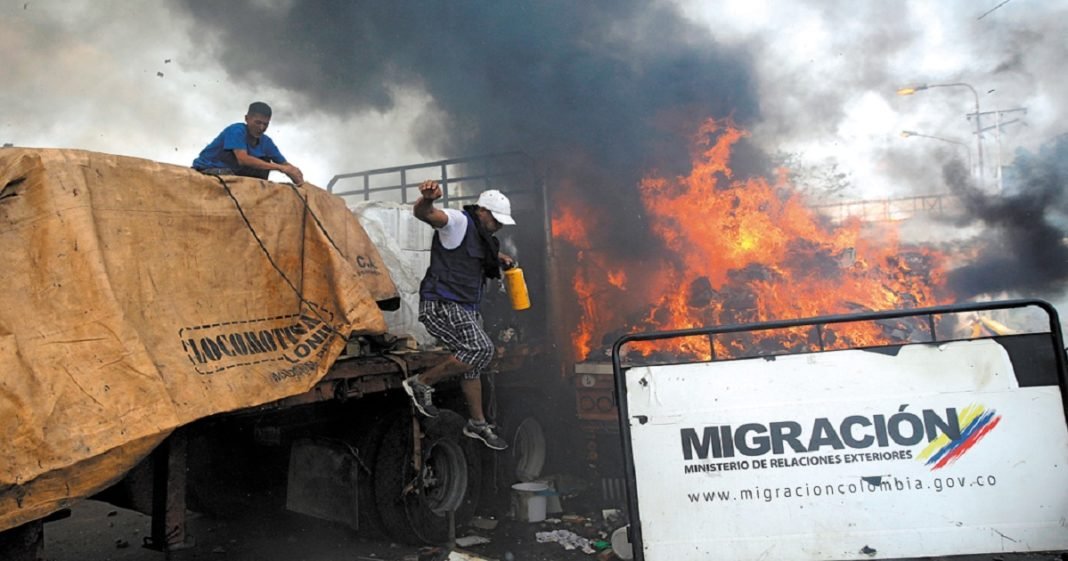 O caos chega à fronteira