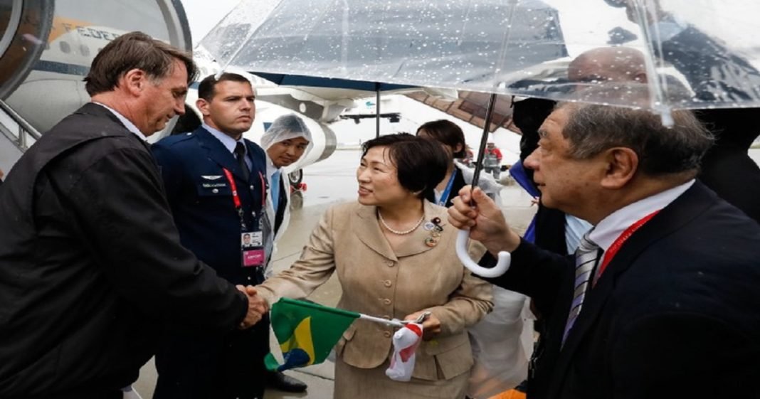 Bolsonaro e comitiva chegam ao Japão para Cúpula do G20
