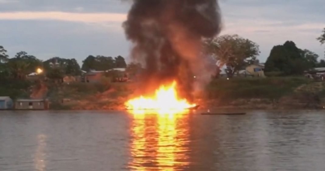 Vítimas de explosão de barco em Cruzeiro do Sul voltam para casa e relatam drama vivido