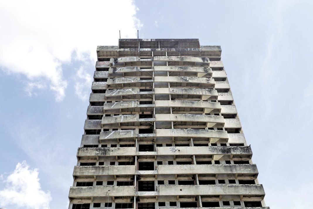 Vistoria e manutenção periódicas em prédios evitam tragédias