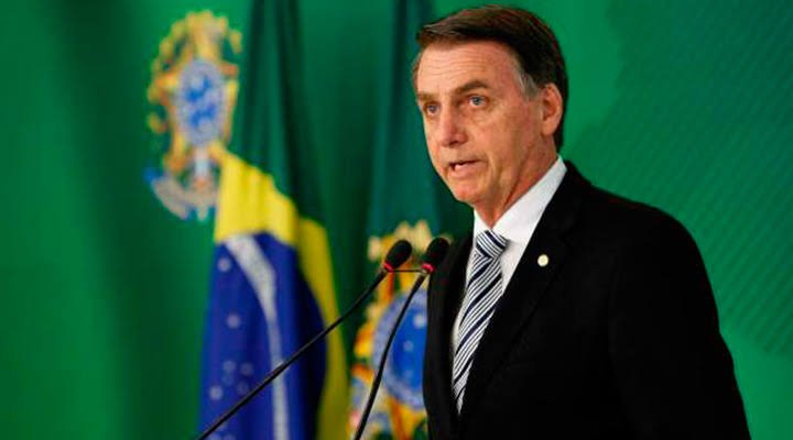 Bolsonaro deve anunciar saída do PSL nesta terça-feira