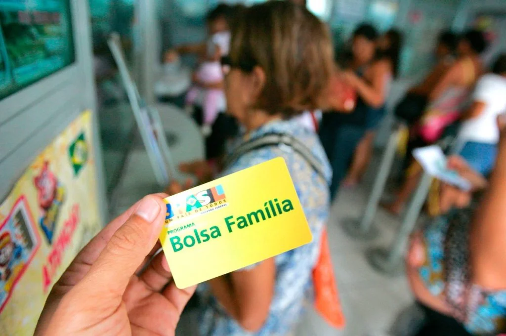 Fila de espera do Bolsa Família volta a crescer em 2019