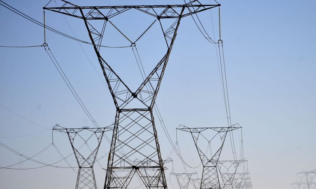 Governo destina recursos para redução da tarifa de energia elétrica