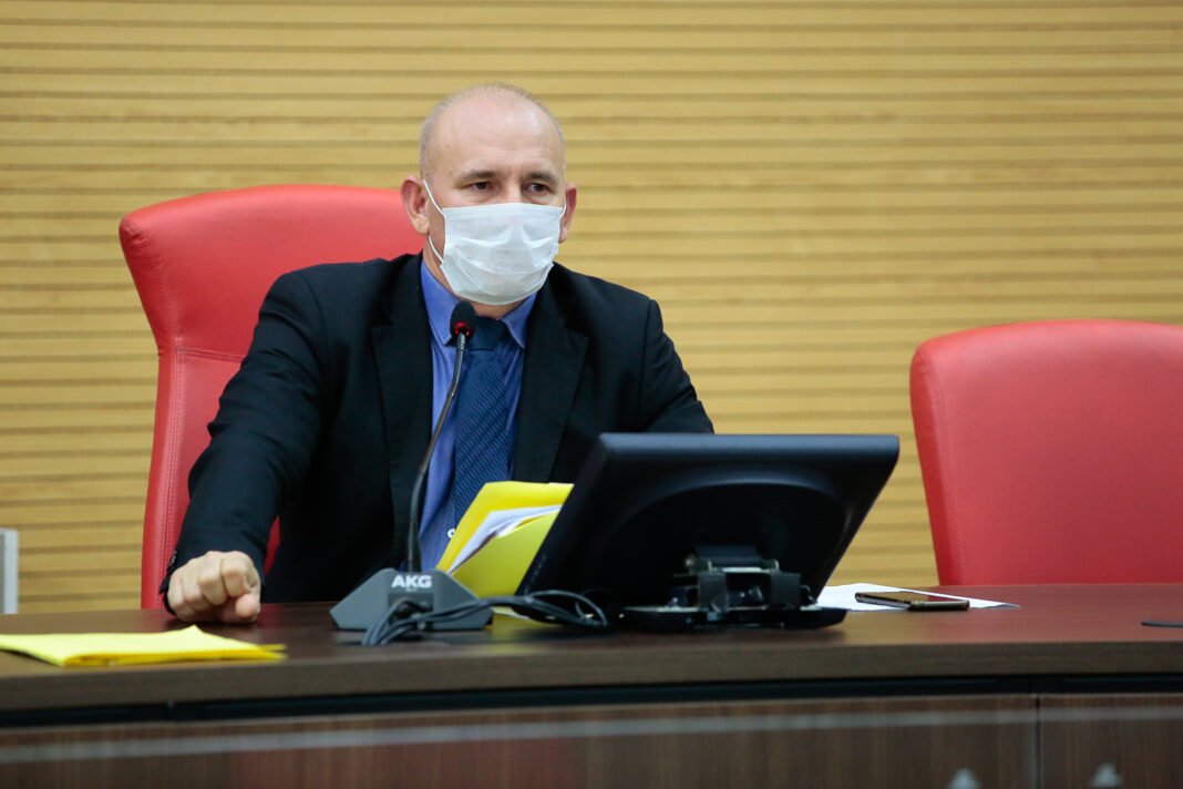 Deputado Ezequiel Neiva agradece ao Governo pelo início da recuperação da rodovia de Chupinguaia