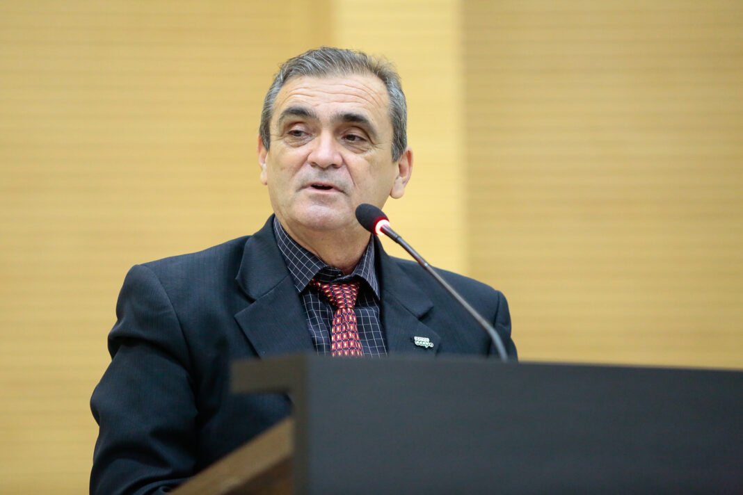 Deputado Chiquinho parabeniza a Emater pelos 49 anos de trabalho em Rondônia