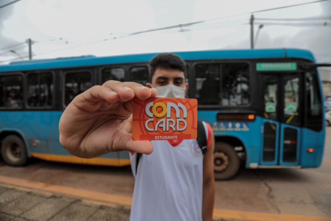 Renovação do ComCard Estudante começa dia 16 de janeiro