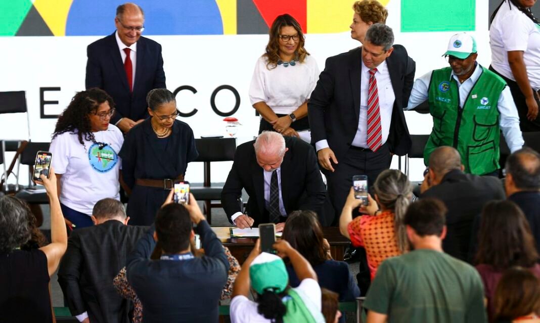 Governo edita medidas para dar protagonismo a catadores de recicláveis