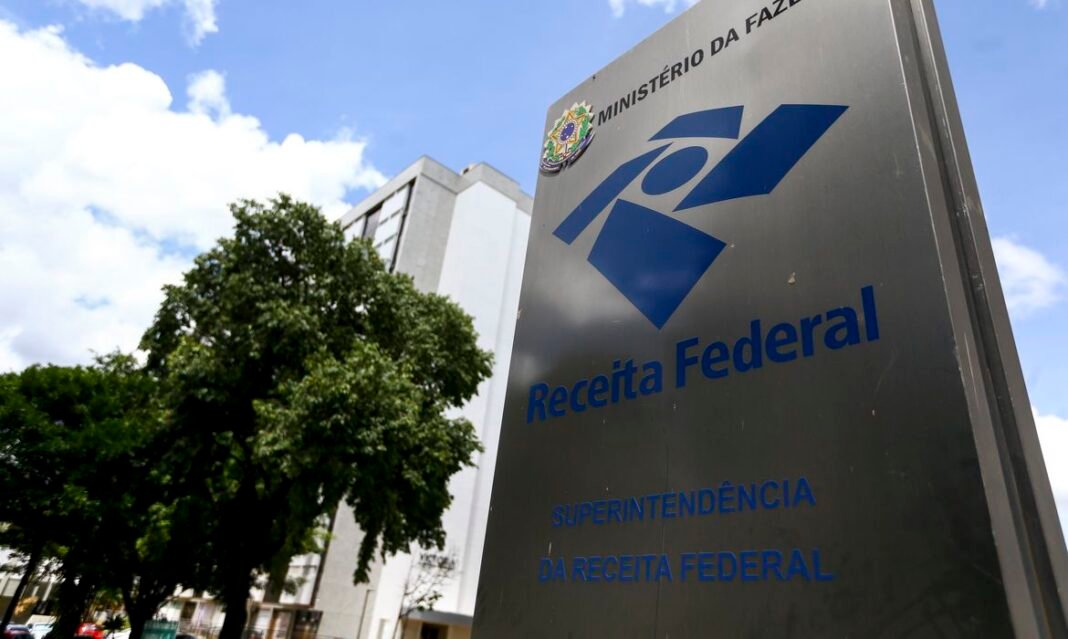 Receita credita valores de lote residual do Imposto de Renda