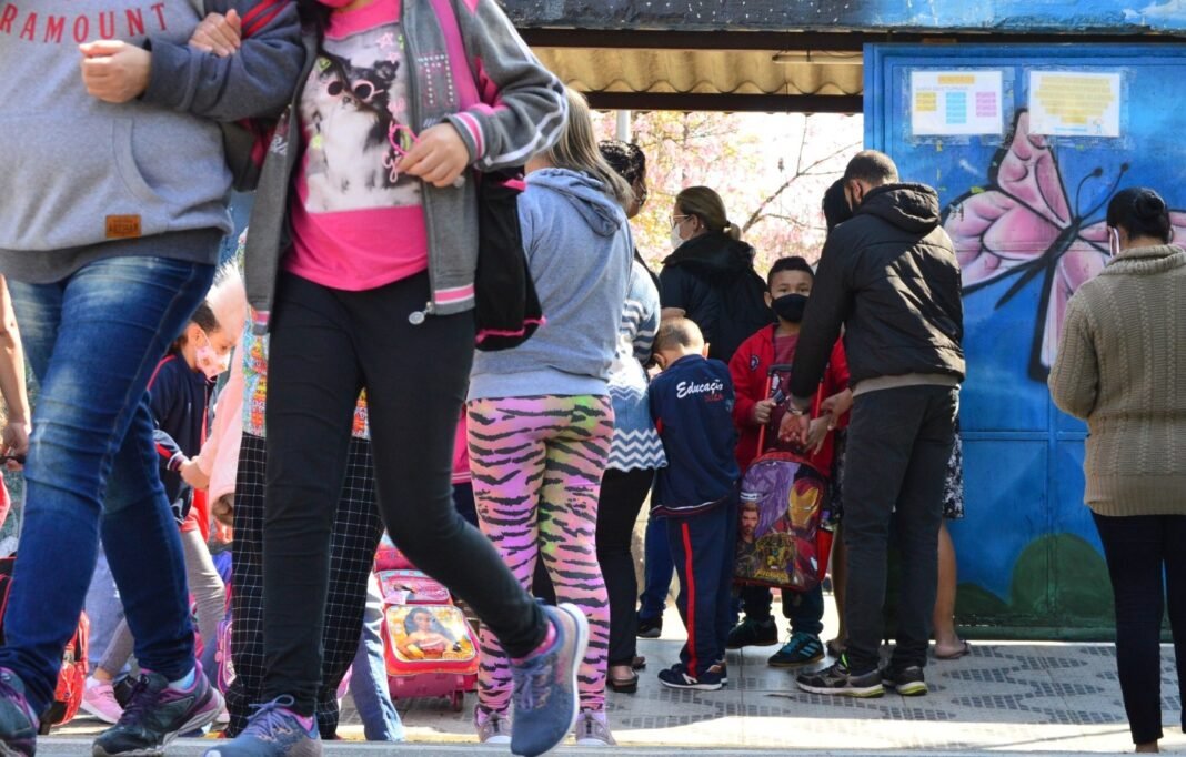 Operação Escola Segura apreende 10 adolescentes por ameaças