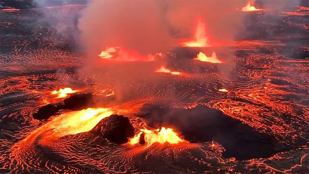 Vulcão entra em erupção no Havaí com risco de disparar “cabelos de vidro”