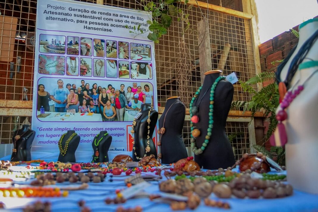 Desfile de biojoias marca o Dia Estadual de Mobilização para Controle da Hanseníase nesta sexta-feira