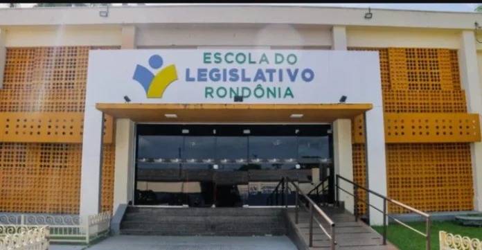 Escola do Legislativo abre grade de cursos