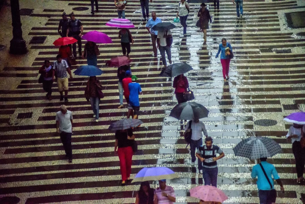 Pancadas de chuva no Sudeste, Centro-Oeste e Norte do Brasil