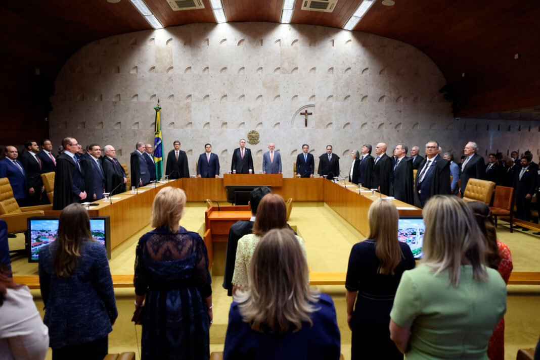 Ano Judiciário de 2025 foca em direitos fundamentais, redução de processos e neutralidade de carbono nos tribunais do Brasil.