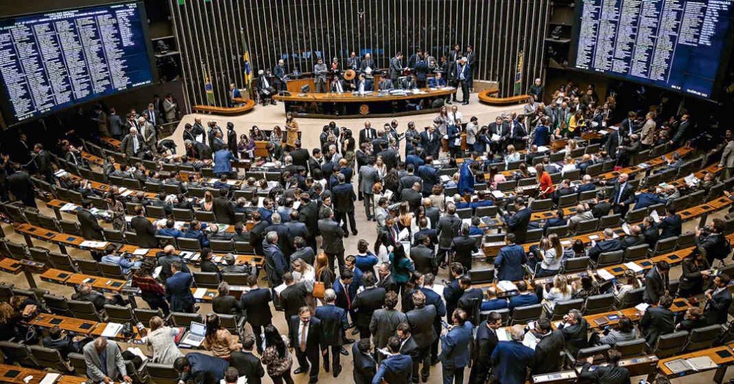 Criminalização de Nudes de IA: A Medida Aprovada pela Câmara dos Deputados