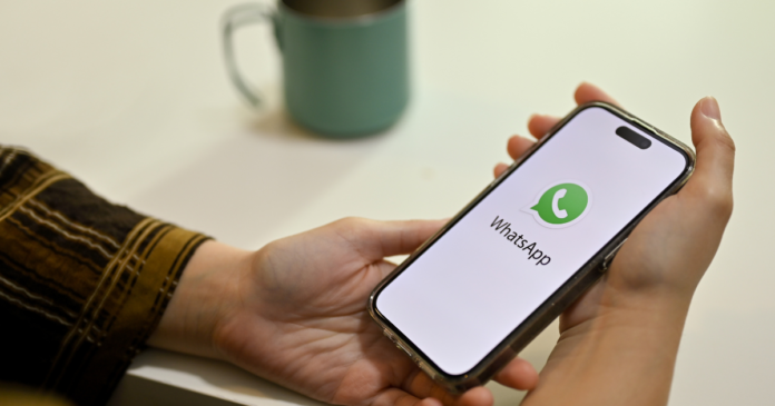 A nova calculadora do WhatsApp facilita operações matemáticas sem sair do app, mas por enquanto só está disponível no iPhone. (Foto: Bongkarngraphic/Canva Pro)