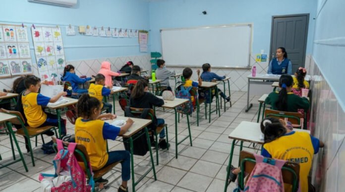 Inscreva-se no Programa Unidos pela Educação Inclusiva em Porto Velho. Vagas abertas para voluntários, com ajuda de custo de R$ 80 por dia.