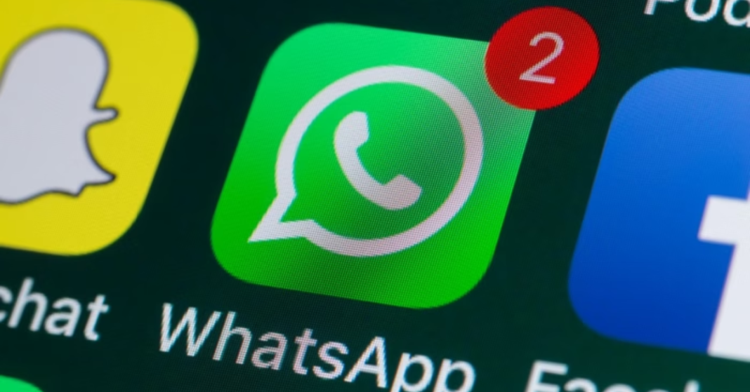 Meta na berlinda! Juiz de Goiás ameaça bloquear o WhatsApp no Brasil. Entenda a ordem judicial e o que a empresa precisa fazer para evitar a suspensão.