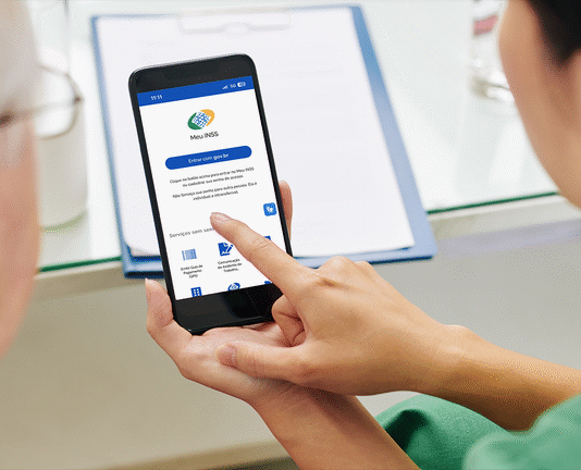 Aposentados e pensionistas do INSS já podem consultar antecipação do 13º salário