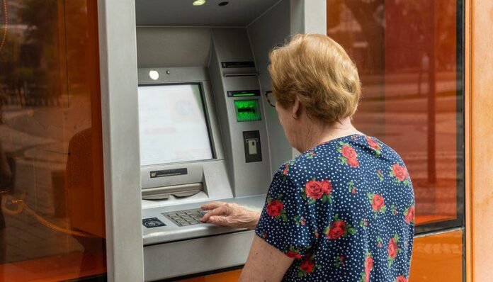 d9f32700-e2f5-4115-a87a-791546bab4e7