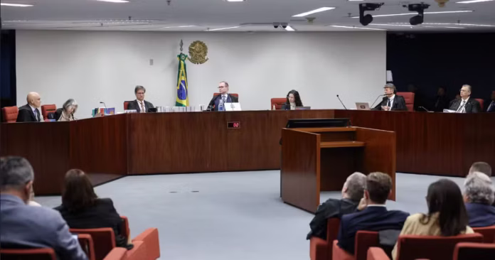 STF julga denúncia contra núcleo golpista envolvido em desinformação