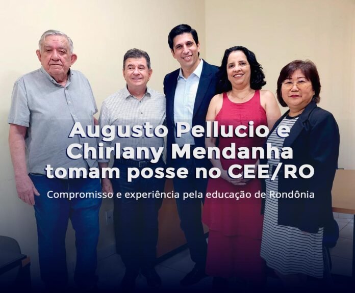Posse de Augusto Pellucio e Chirlany Mendanha no Conselho Estadual de Educação de Rondônia Professores Augusto Pellucio e Chirlany Mendanha durante posse no Conselho Estadual de Educação de Rondônia