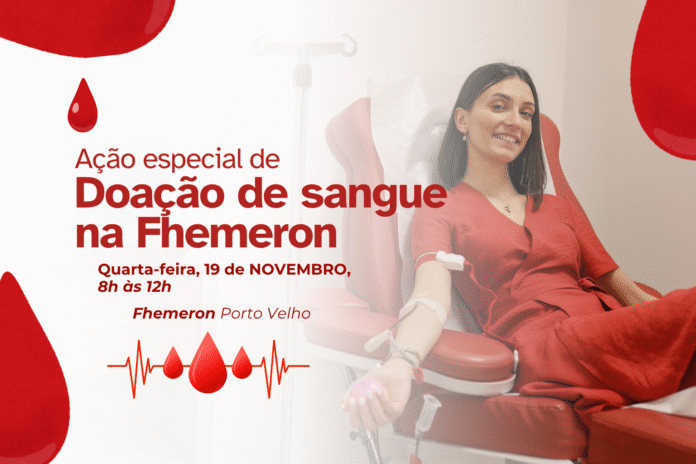 Ação especial de doação de sangue na Fhemeron Mulher doando sangue em cadeira vermelha durante ação especial da Fhemeron em Porto Velho.