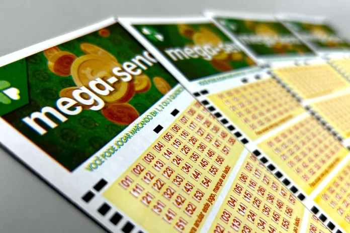 mega sena volante de aposta da loteria com números para sorteio milionário
