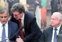 CCJ da Câmara aprova admissibilidade da PEC da escala 6×1 PEC da escala 6x1