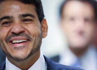 CCJ do Senado aprova indicação de Jorge Messias ao STF após sabatina intensa ccj aprova jorge messias para o stf