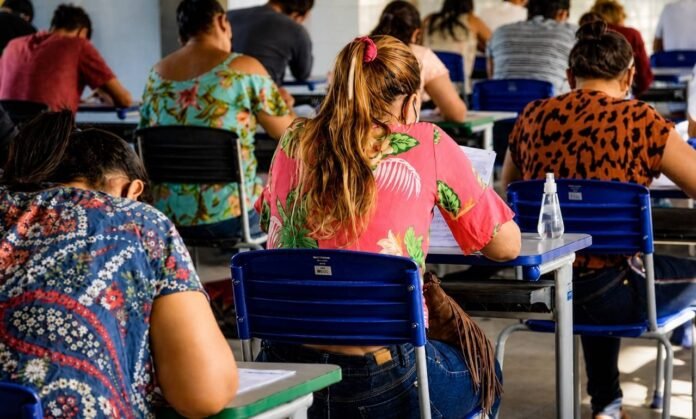 Encceja 2026 terá prova nacional em agosto Encceja 2026