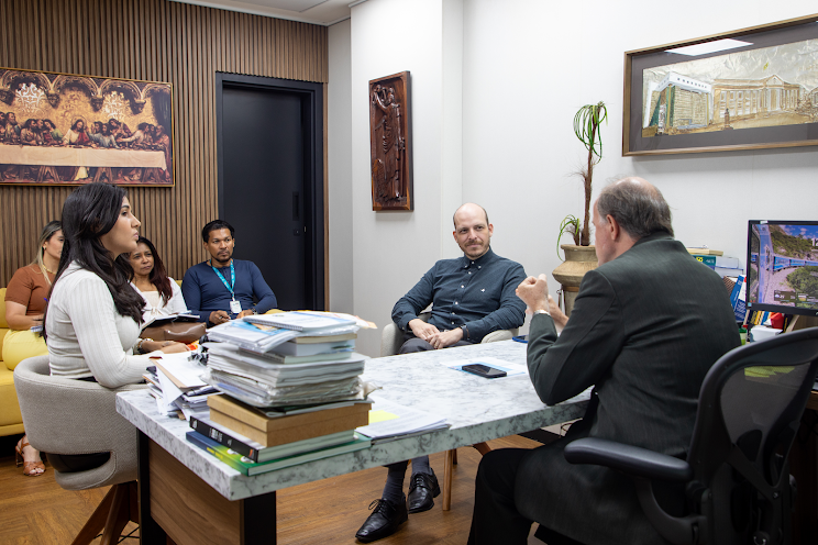 Reunião institucional sobre renegociação de dívidas da Caerd em Rondônia