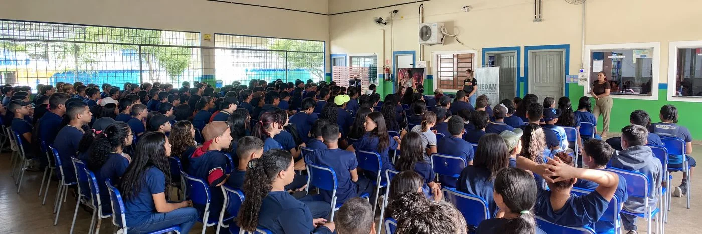 Estudantes recebem orientação sobre prevenção às queimadas em Rondônia