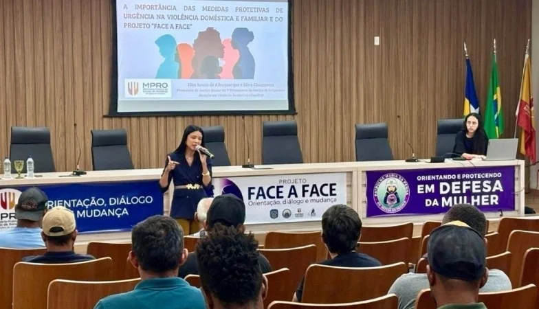Violência doméstica em Rondônia é tema de projeto de Ariquemes com rede de proteção à mulher.