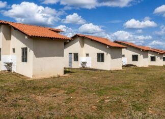 Deputados aprovam R$ 111,1 mil para concluir moradias em Rondônia Moradias populares em Rondônia que receberão recursos para conclusão das obras