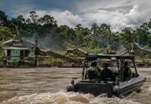 PF e Ibama desmontam garimpo no Madeira e miram financiadores Garimpo no Madeira é alvo de operação da PF e Ibama contra extração ilegal de minério em Rondônia.