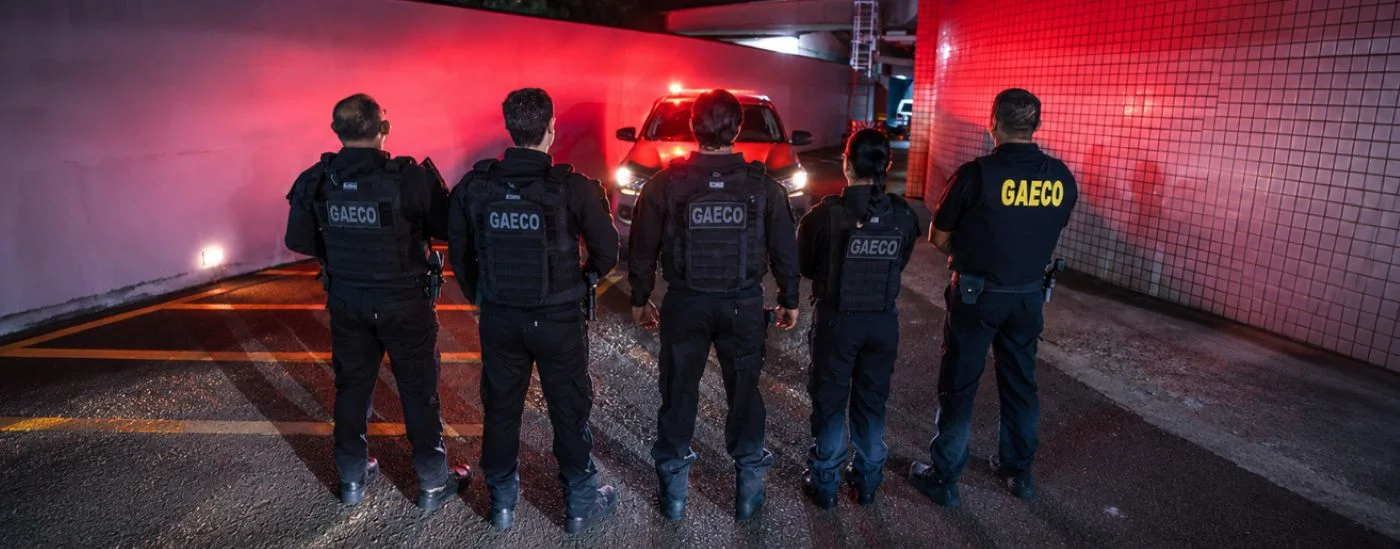 Imagem-faixa da Operação Audácia XI com referência a mandados judiciais e cautela jurídica sobre investigados