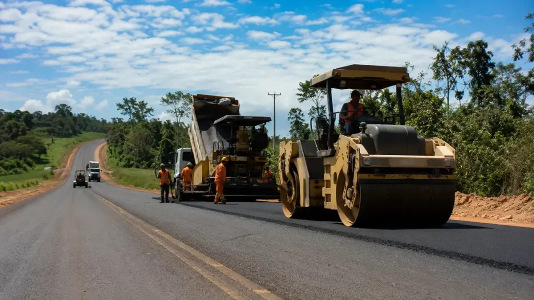 Recuperação da RO-473 avança com serviços entre Teixeirópolis e Urupá