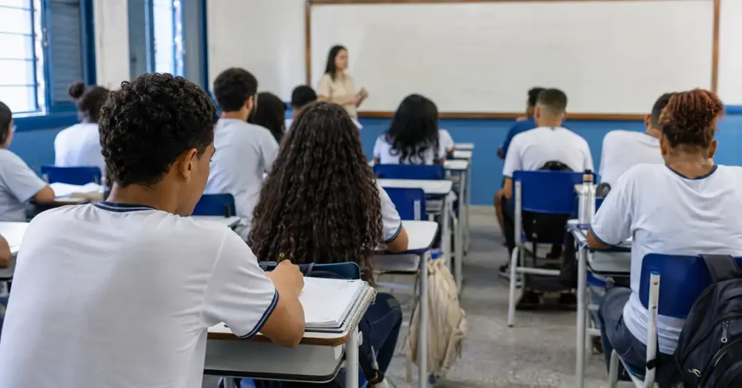 Pé-de-Meia 2026 orienta estudantes de Rondônia Pé-de-Meia 2026 orienta estudantes de Rondônia sobre frequência escolar e pagamento