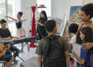 Cursos gratuitos de arte começam nesta segunda em Porto Velho Cursos gratuitos de arte começam nos CMACEs de Porto Velho com atividades de Música, Dança, Teatro e Artes Visuais.