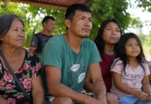 Censo 2022 aponta 21.146 indígenas em Rondônia Indígenas em Rondônia reunidos em ambiente comunitário representativo da população registrada pelo Censo 2022.
