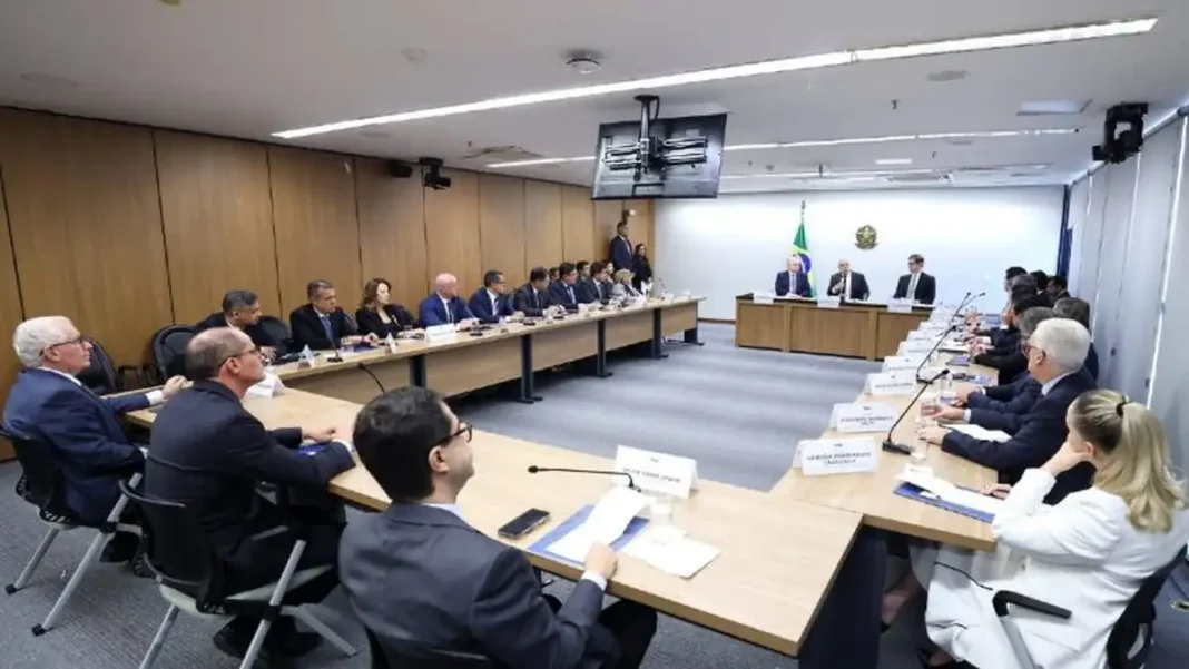 Lei Antifacção no STF é debatida em reunião com participação do MPRO Lei Antifacção no STF é tema de reunião institucional com participação do MPRO