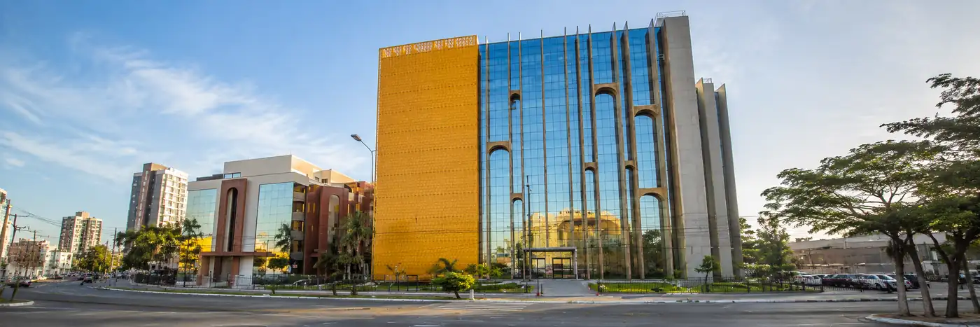 MPC-RO orienta prefeituras sobre adequações à Reforma Tributária Complexo institucional em Porto Velho ilustra Reforma Tributária em Rondônia