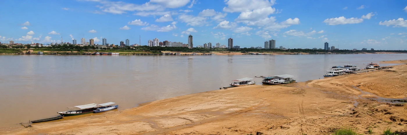 Rio Madeira em Porto Velho apresenta margem exposta durante período de vazante