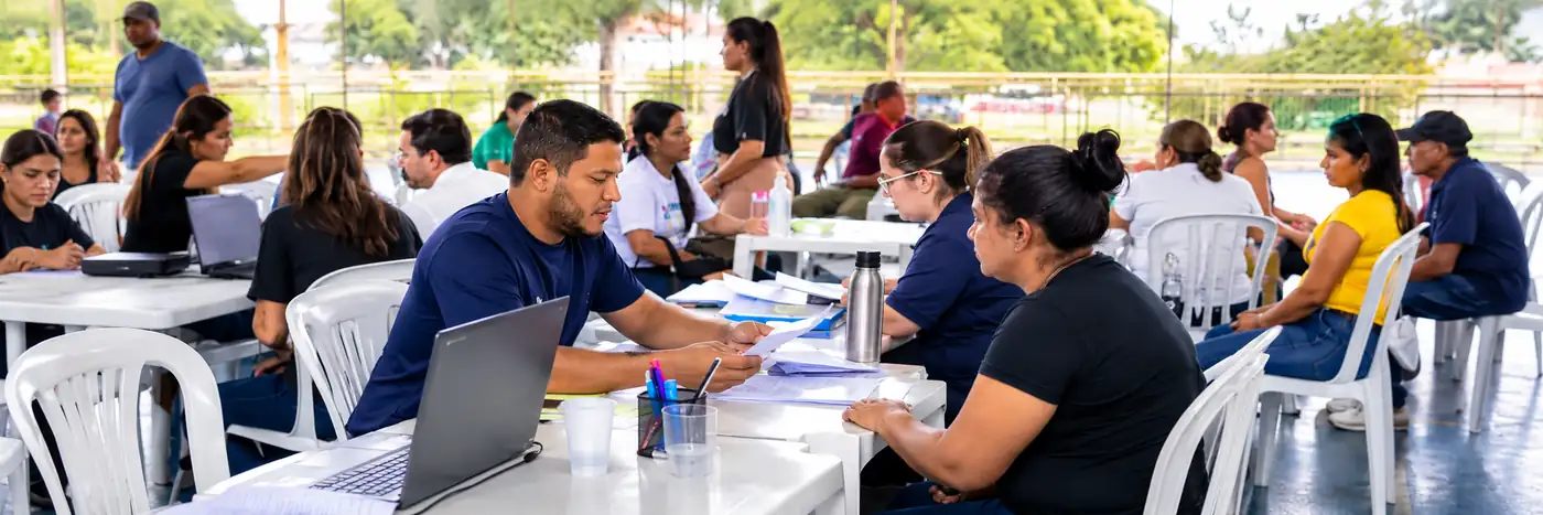 Atendimentos gratuitos chegam a Cacoal e Parecis Atendimento comunitário representa serviços gratuitos em Cacoal e Parecis